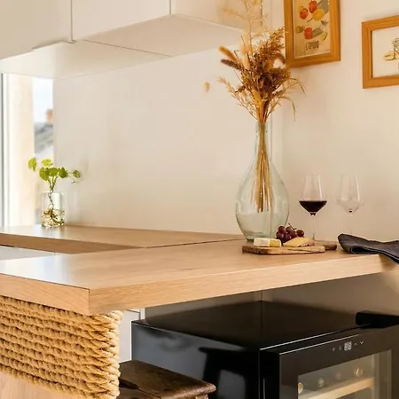 De Caractere - Cave A Vin - Saint-leonard